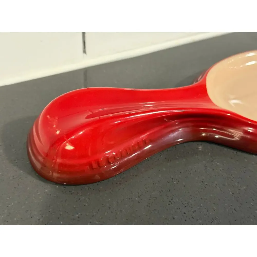 Le Creuset Spoon Rest Red Ombré Cerise Kitchen Utensils Colorful Classic - Picture 6 of 9